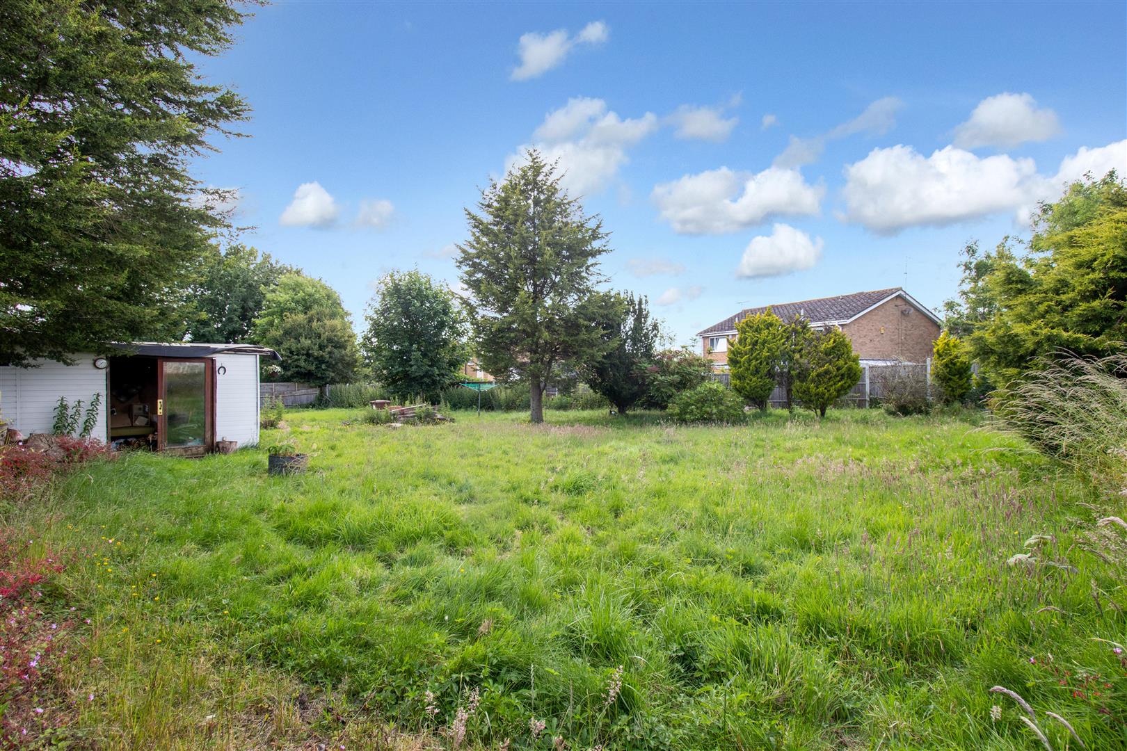 Warners Road, Newton Longville, Milton Keynes